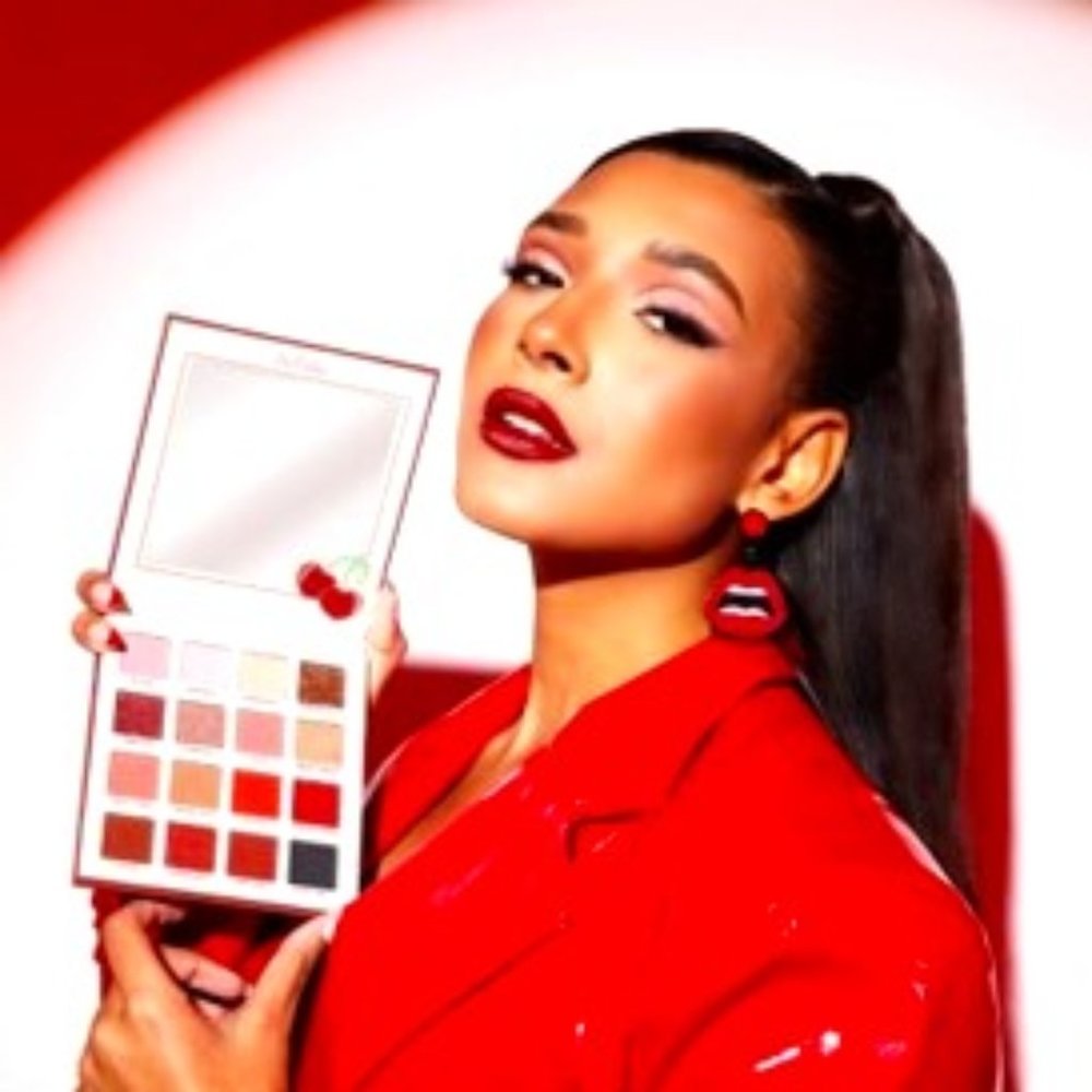 Very Cherry Shadow Palette - Bebella